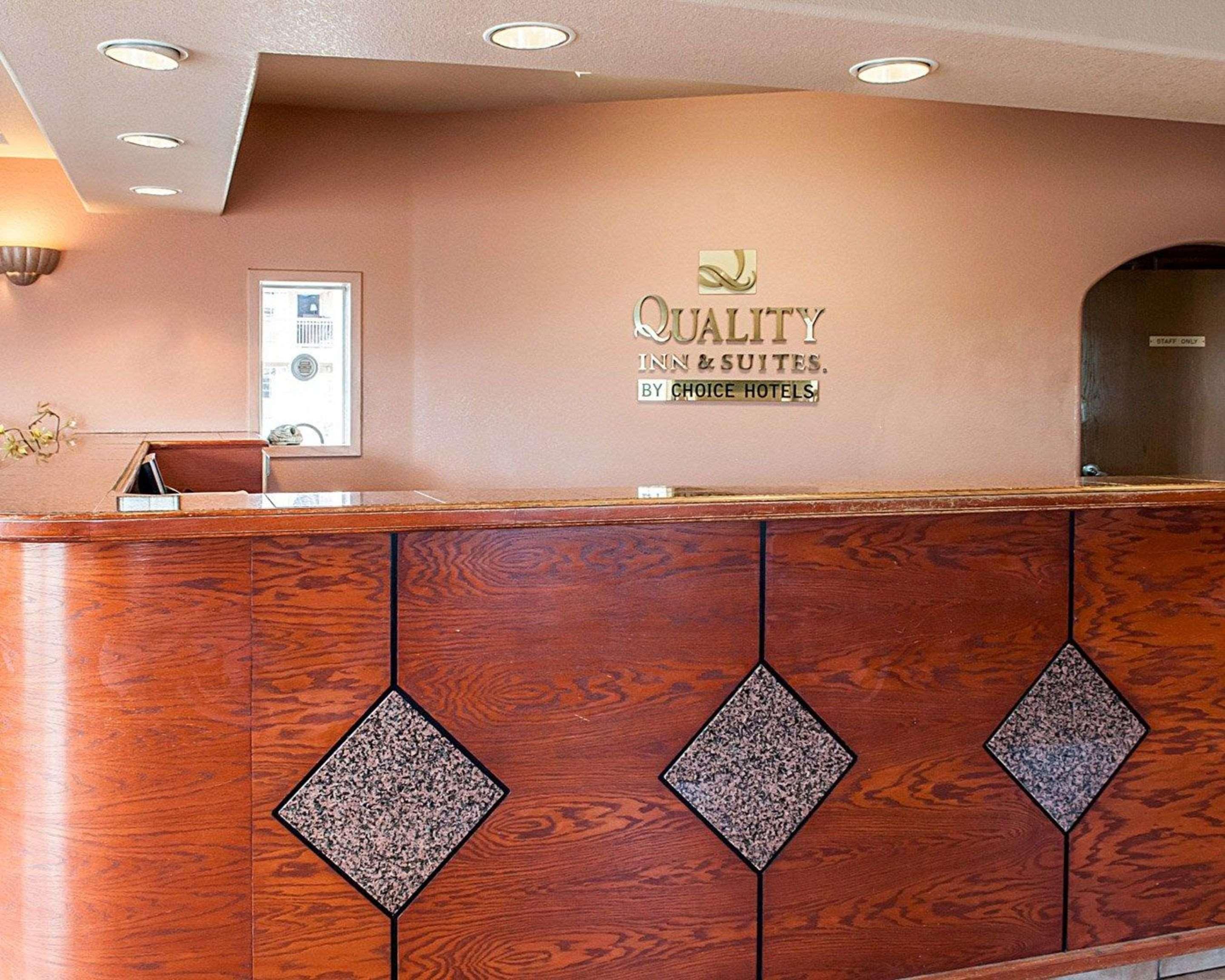 Quality Inn & Suites Las Cruces - University Area Exterior foto